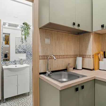 Zen With Self Check-in & Private Parking * Bucharest