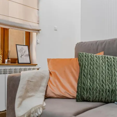 Zen With Self Check-in & Private Parking Apartment *
